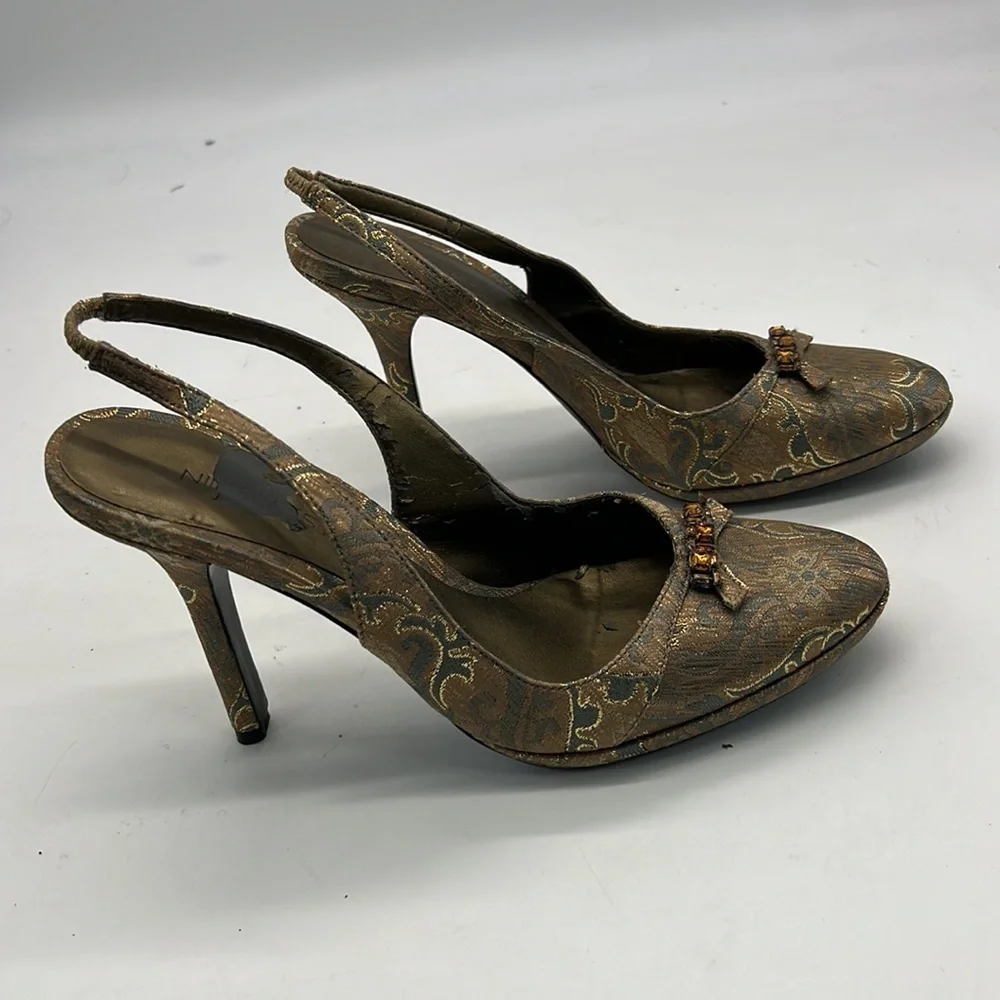 Nine West Dress Heels with Sling Back Heel size 9.5 M